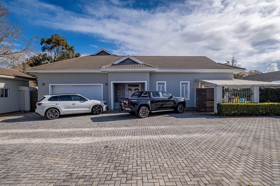 4 Bedroom Property for Sale in Walmer Eastern Cape